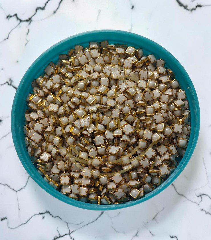 White Pearl Kundan Stone - Square 4x4
